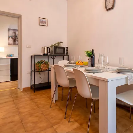 In Centro, Vicino Le Spiagge Apartment Alghero
